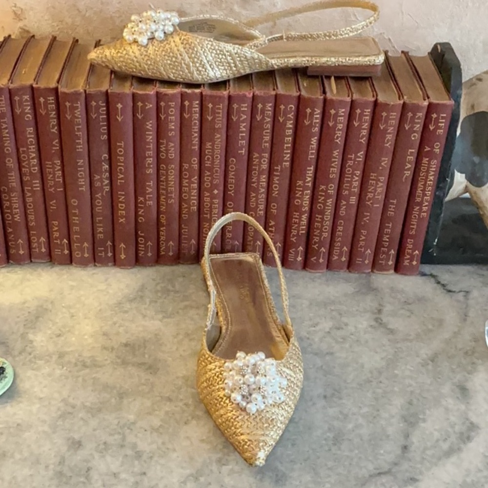 Lilly Pulitzer Gold Straw Pearl Rhinestone Cluster BRIT Slingback Shoes EUC 6.5M
